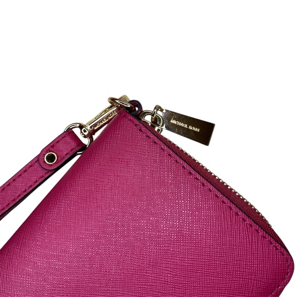 Michael Kors Jet Set Travel Large Smartphone Wristlet Wallet in Cranberry - Picture 10 of 10